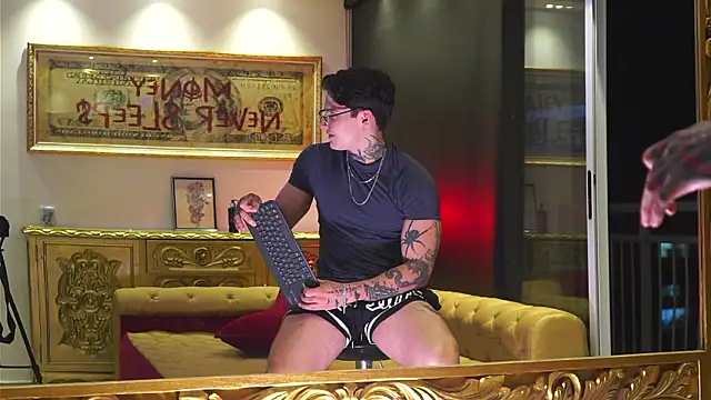 dantecoppolaa  online show from February 2026 01:13:01 AM