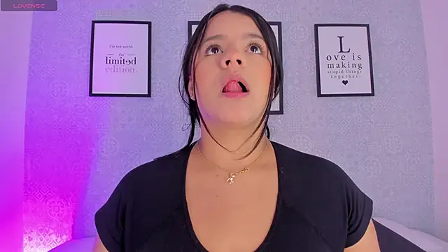 Natasha harper online show from November 2025 11:47:01 AM