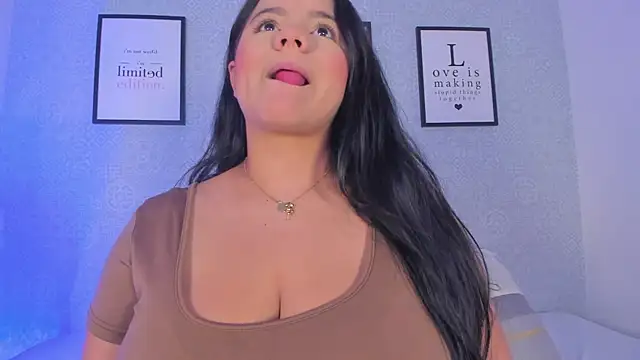 Natasha harper online show from May 2026 11:37:02 AM