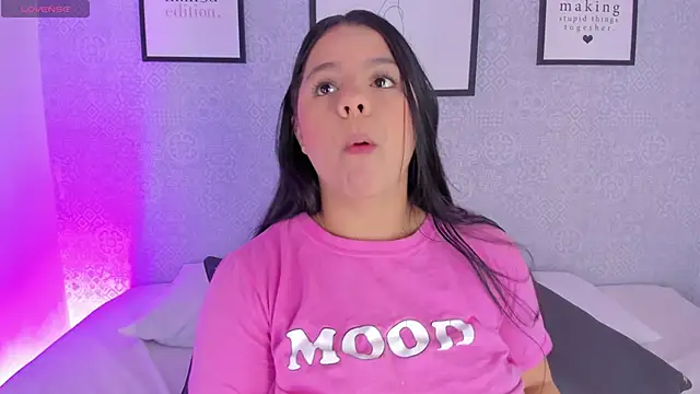 Natasha harper online show from November 2025 12:30:01 PM