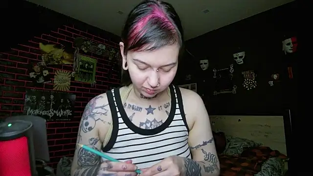 MoorderxDoll online show from March 2026 10:32:01 PM