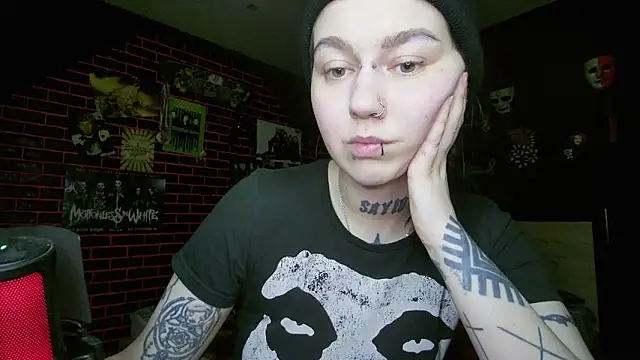 MoorderxDoll online show from April 2026 09:51:01 PM