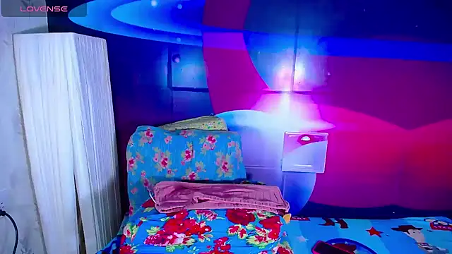 Cristalxxts online show from January 2026 06:36:02 PM