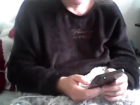 Snapshot of DragoneSFR chatting on March 2025 09:43:01 AM DragoneSFR online show from March 2025 09:43:01 AM