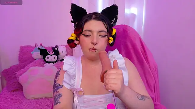 Snapshot of Sachi_Meow chatting on April 2026 06:21:02 PM Sachi Meow online show from April 2026 06:21:02 PM