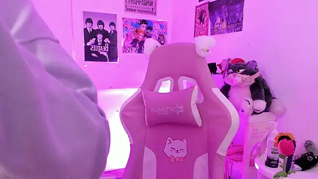 Sachi Meow online show from November 2025 04:52:02 PM