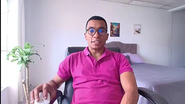 Aaronblack1  online show from July 2026 05:38:02 PM