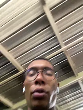 Aaronblack1  online show from May 2026 05:11:01 PM