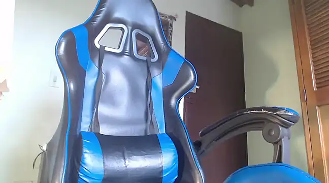 Tommhot online show from December 2024 09:34:02 PM