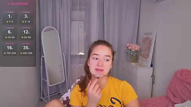 LovelyJessie online show from December 2025 01:54:02 PM