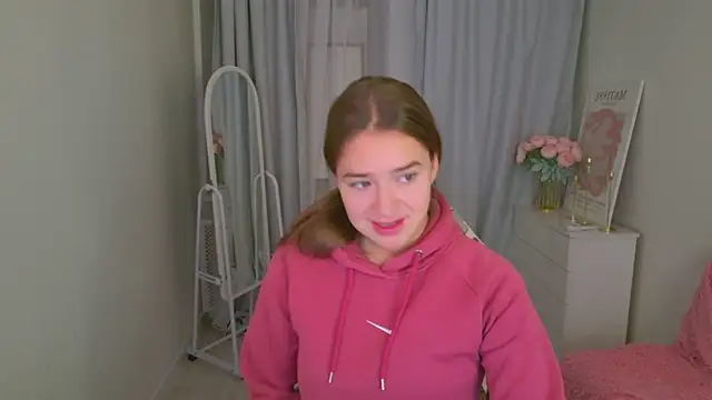 LovelyJessie online show from November 2025 01:48:02 PM