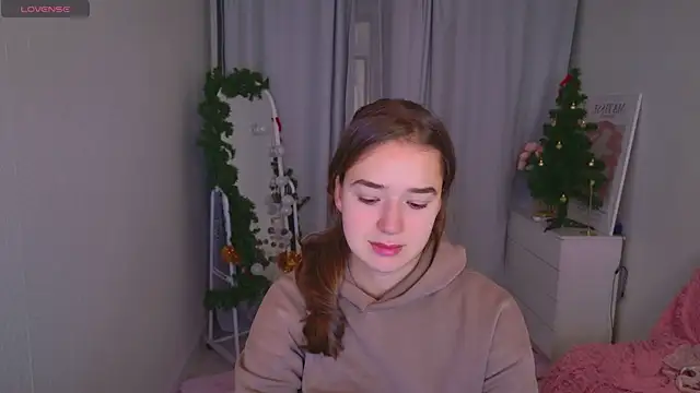 LovelyJessie online show from December 2025 01:39:01 PM