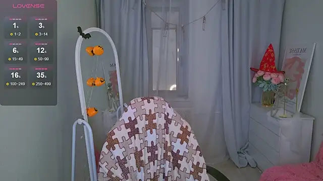 LovelyJessie online show from October 2025 01:42:05 PM