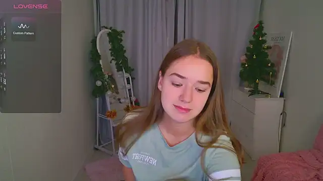 LovelyJessie online show from December 2025 01:35:02 PM