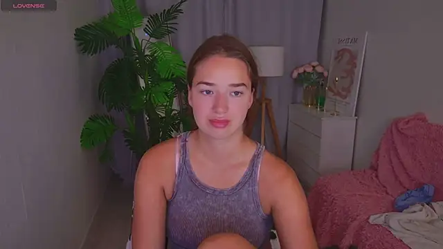 Snapshot of LovelyJessie chatting on August 2026 01:42:02 PM LovelyJessie online show from August 2026 01:42:02 PM