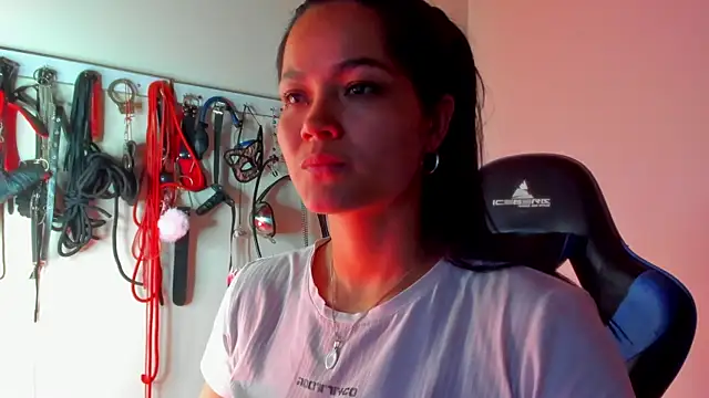 Snapshot of scarlet-kennedy98 chatting on April 2026 08:32:01 PM scarlet-kennedy98 online show from April 2026 08:32:01 PM