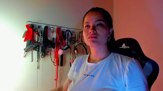 scarlet-kennedy98 online show from April 2026 08:58:02 PM