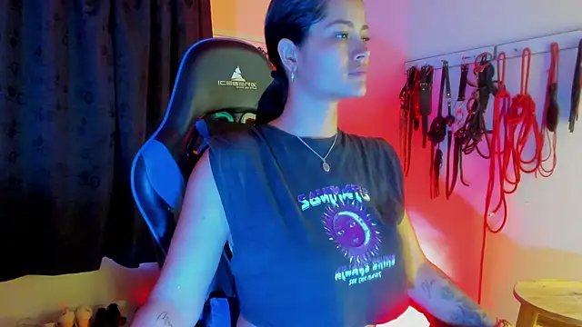 scarlet-kennedy98 online show from December 2025 04:41:01 PM