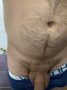 Snapshot of vanho29 chatting on October 2025 02:21:01 AM vanho29 online show from October 2025 02:21:01 AM