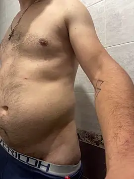 Snapshot of vanho29 chatting on October 2025 11:57:02 PM vanho29 online show from October 2025 11:57:02 PM