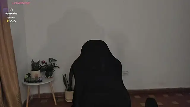 anaveleeez online show from March 2025 06:29:01 AM