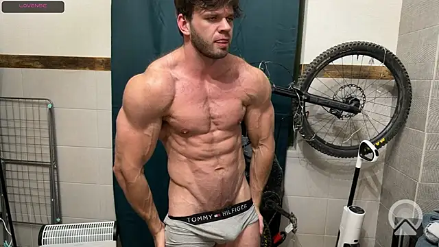 ericeric507 online show from February 2026 05:25:01 PM