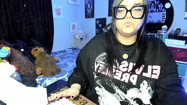 Luise Meyrink online show from November 2025 03:32:01 AM