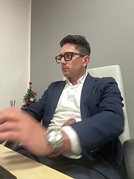 Snapshot of masterboss_ chatting on January 2026 12:43:02 PM masterboss online show from January 2026 12:43:02 PM