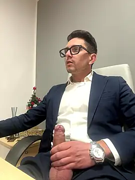 Snapshot of masterboss_ chatting on January 2026 12:33:02 PM masterboss online show from January 2026 12:33:02 PM