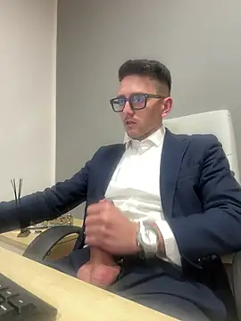 masterboss  online show from April 2026 12:12:02 PM