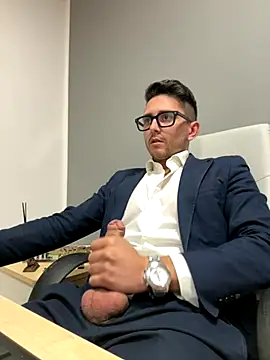 masterboss  online show from November 2025 01:04:01 PM