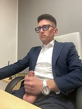 masterboss  online show from March 2025 07:58:01 PM