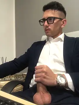masterboss  online show from May 2026 12:04:01 PM