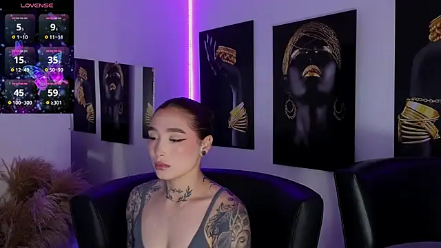 Snapshot of _brenna_hanson chatting on April 2026 03:41:02 PM brenna hanson online show from April 2026 03:41:02 PM