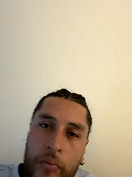 raymon616 online show from December 2025 09:15:02 PM