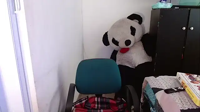  annie rosse online show from February 2026 07:38:01 PM