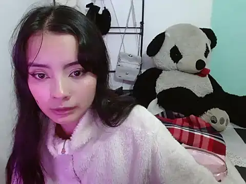  annie rosse online show from October 2025 07:58:01 PM