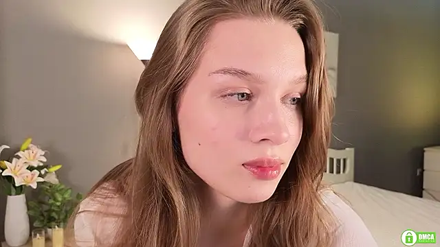 Snapshot of CutieBeauty chatting on December 2024 05:38:02 PM CutieBeauty online show from December 2024 05:38:02 PM