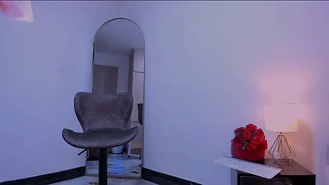 Jolie-bonnet online show from March 2026 07:59:01 PM