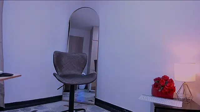 Jolie-bonnet online show from March 2026 08:10:01 PM