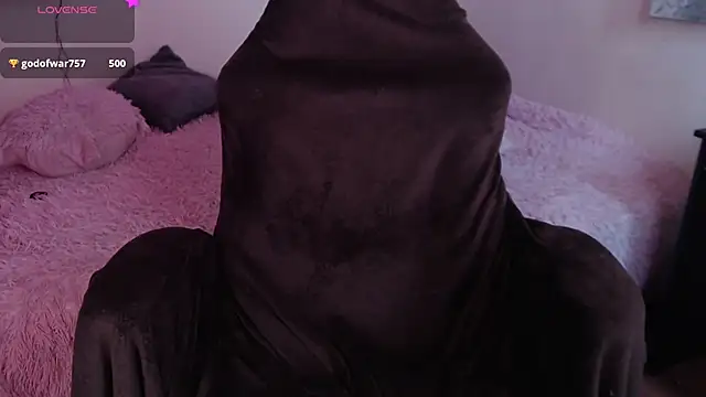 MissDennise online show from February 2026 03:45:02 PM