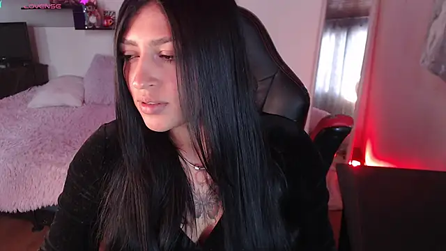 Snapshot of MissDennise chatting on September 2025 07:42:02 PM MissDennise online show from September 2025 07:42:02 PM