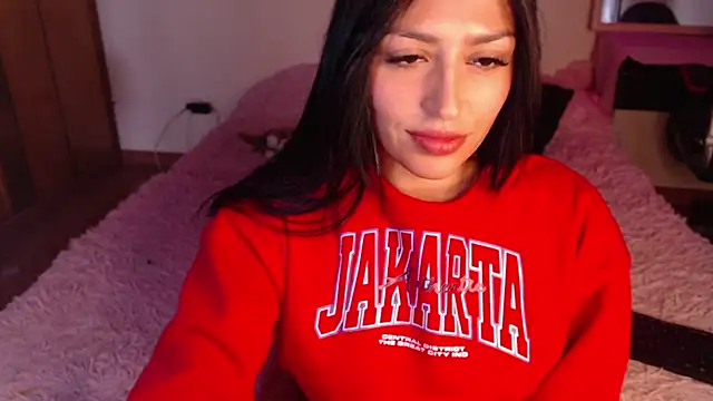 Snapshot of MissDennise chatting on February 2025 08:40:01 PM MissDennise online show from February 2025 08:40:01 PM