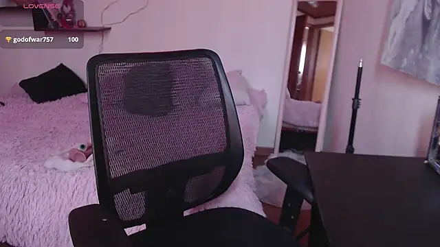 MissDennise online show from April 2026 04:24:02 PM