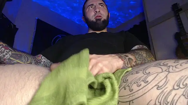 zedizded77 online show from October 2025 02:56:01 AM