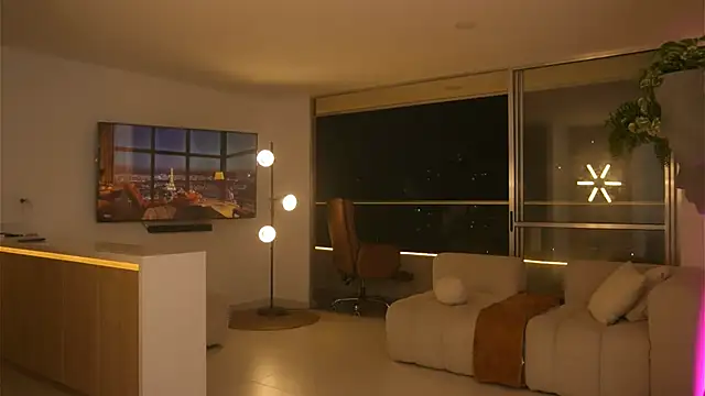 Ms Sammy online show from February 2026 04:07:01 AM