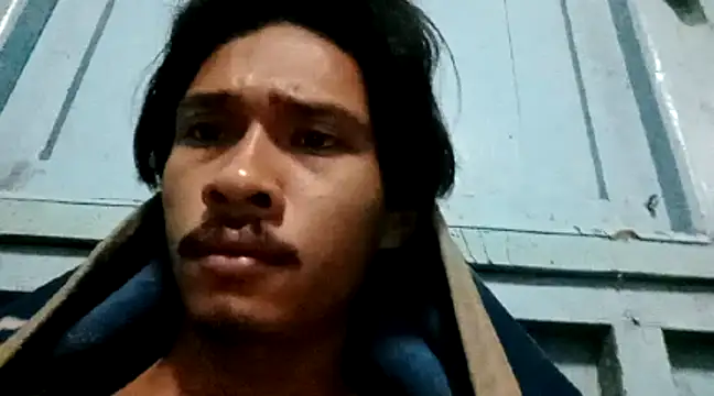 Snapshot of Namthip2233 chatting on March 2025 04:22:02 PM Namthip2233 online show from March 2025 04:22:02 PM
