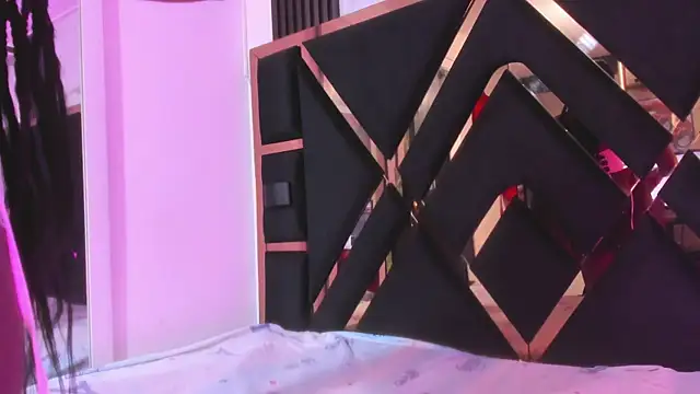 Ebony beautifull online show from September 2025 01:39:01 AM