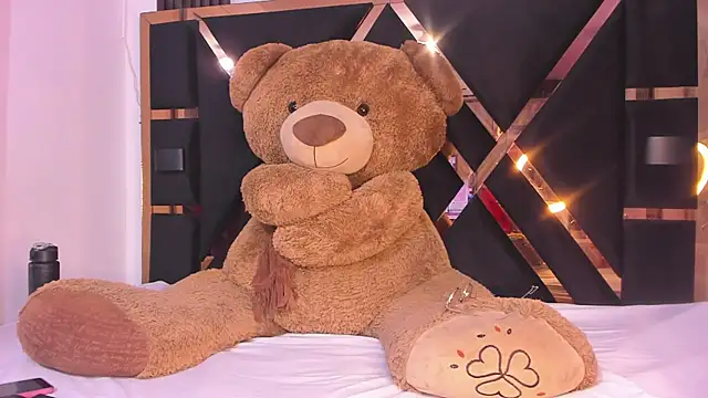 Ebony beautifull online show from February 2025 02:03:02 AM