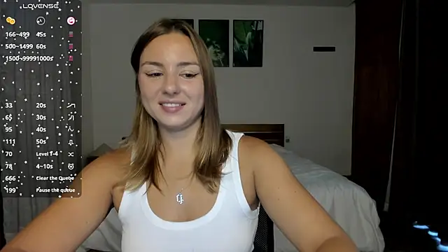 Snapshot of ThreeshaWhite chatting on May 2026 01:53:02 AM ThreeshaWhite online show from May 2026 01:53:02 AM
